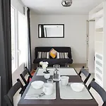 Homyparis
